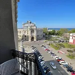 Deribasovskaya 12 *