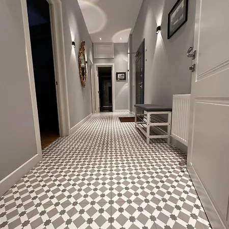 Apartment Deribasovskaya 12 *