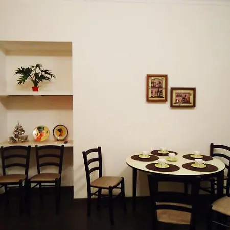 Deribasovskaya 12 Apartment