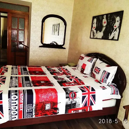 Deribasovskaya 12 Apartment